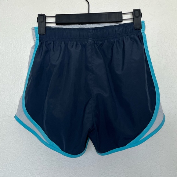 Nike shorts - Picture 2 of 2